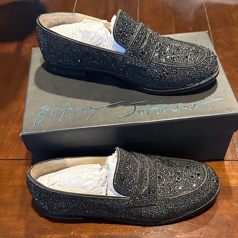 Betsey Johnson Sparkling Black Women’s crystal blinged Loafers size 8.5